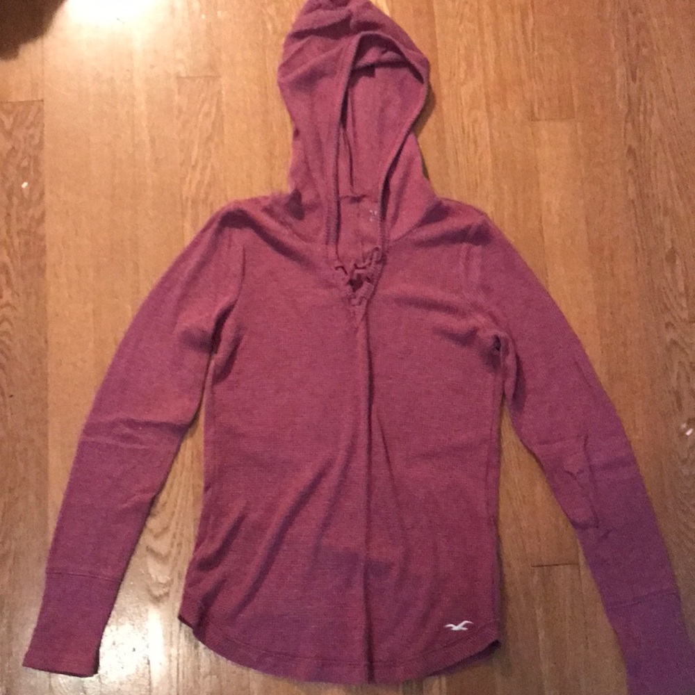 Hollister top